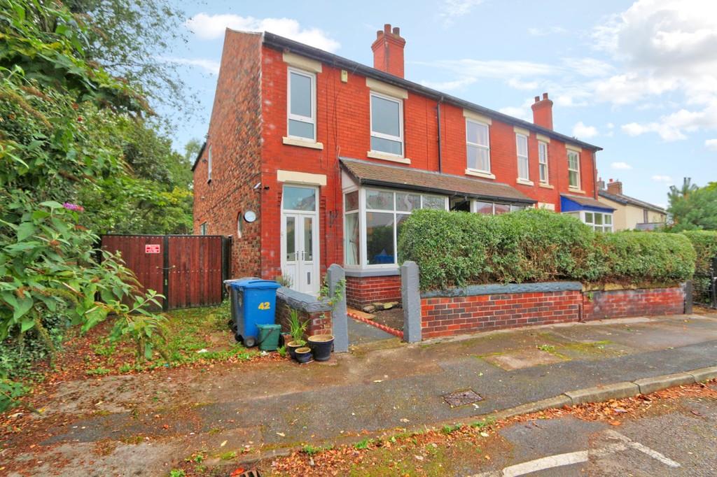 Hayes Road, Cadishead 3 bed semidetached house £220,000