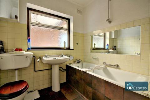 126 Heather Road, Binley Woods, Coventry, CV3 2DB