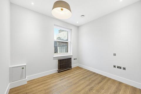 1 bedroom apartment to rent, Rupert Court, London, W1D
