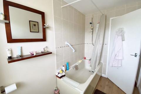 16 Epping Close, Southampton, SO18 5SE
