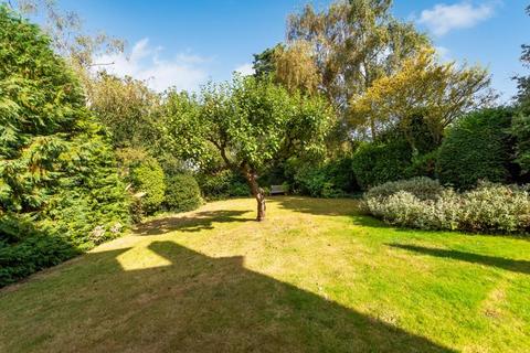14 The Close, Bexley, DA5 1BD