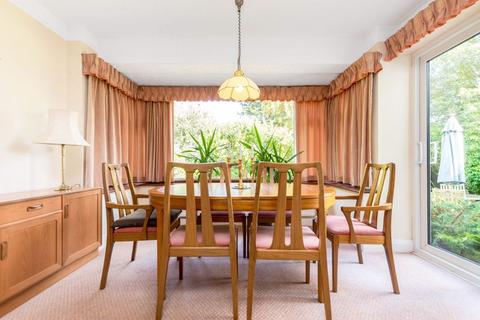 14 The Close, Bexley, DA5 1BD