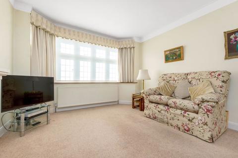 14 The Close, Bexley, DA5 1BD