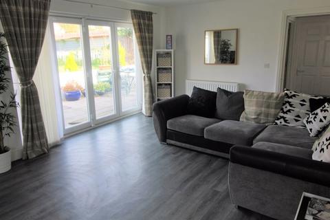 17 Elm Grove, Barry, CF63 1NB