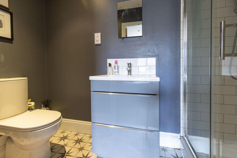 En-suite Shower