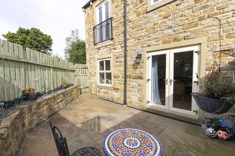6 Crossfields Close, Greetland, Halifax, HX4 8QL