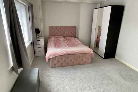 52 Binstead Road, Birmingham, B44 0TL