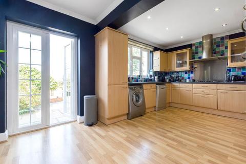 16 High Beeches, Orpington, BR6 6EF