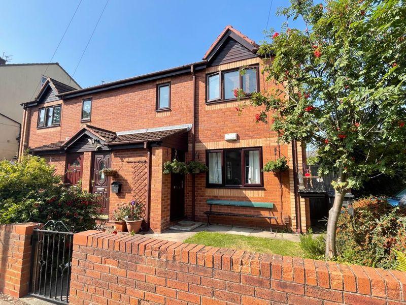 16 Hicks Road, Liverpool 2 bed flat £55,000