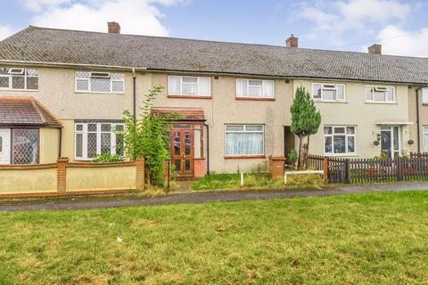 19 Callan Grove, South Ockendon, RM15 5PW