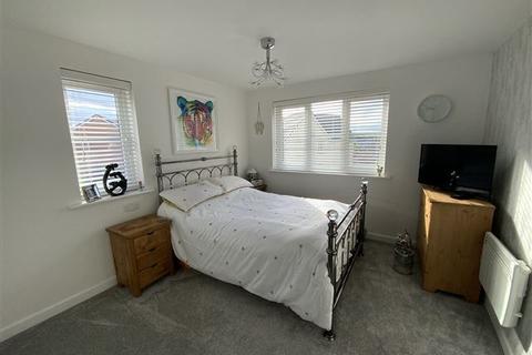 50 Middlepeak Way, Sheffield, S13 9DL