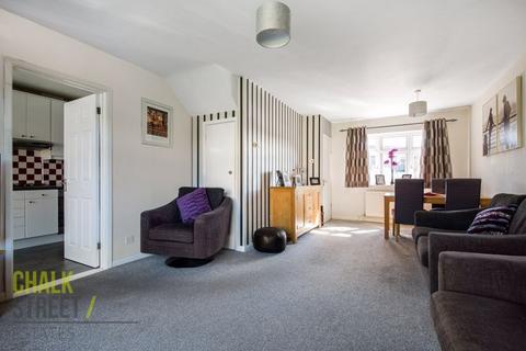 6 Hatfield Close, Hornchurch, RM12 6SA