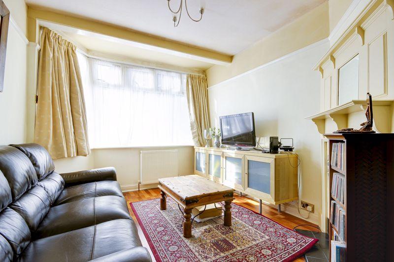 Oaklands Avenue, Edmonton, N9 2 bed terraced house £379,950