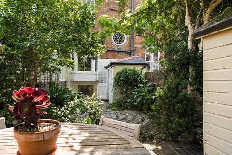 4 bedroom townhouse for sale, Richmond Terrace, Southsea