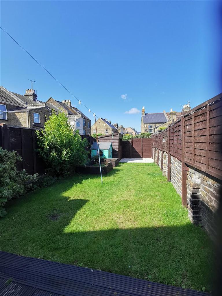 Herbert Road, Ramsgate 2 bed terraced house £995 pcm (£230 pw)