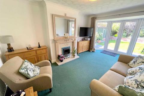 2 bedroom detached bungalow for sale - Carr Lane, Lowton, Cheshire