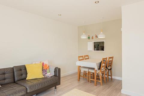 11 Freshmount Gardens, Epsom, KT19 8RF