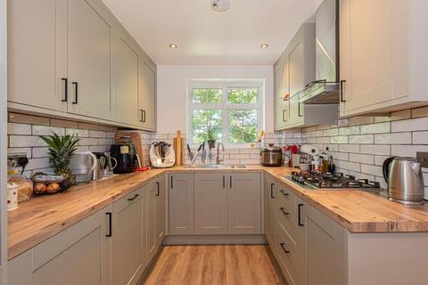 11 Freshmount Gardens, Epsom, KT19 8RF