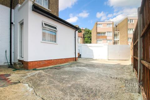 4 bedroom end of terrace house for sale - Greyhound Road, Tottenham