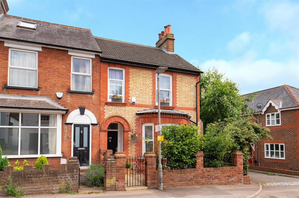 Watsons Walk, St. Albans 4 bed end of terrace house £825,000