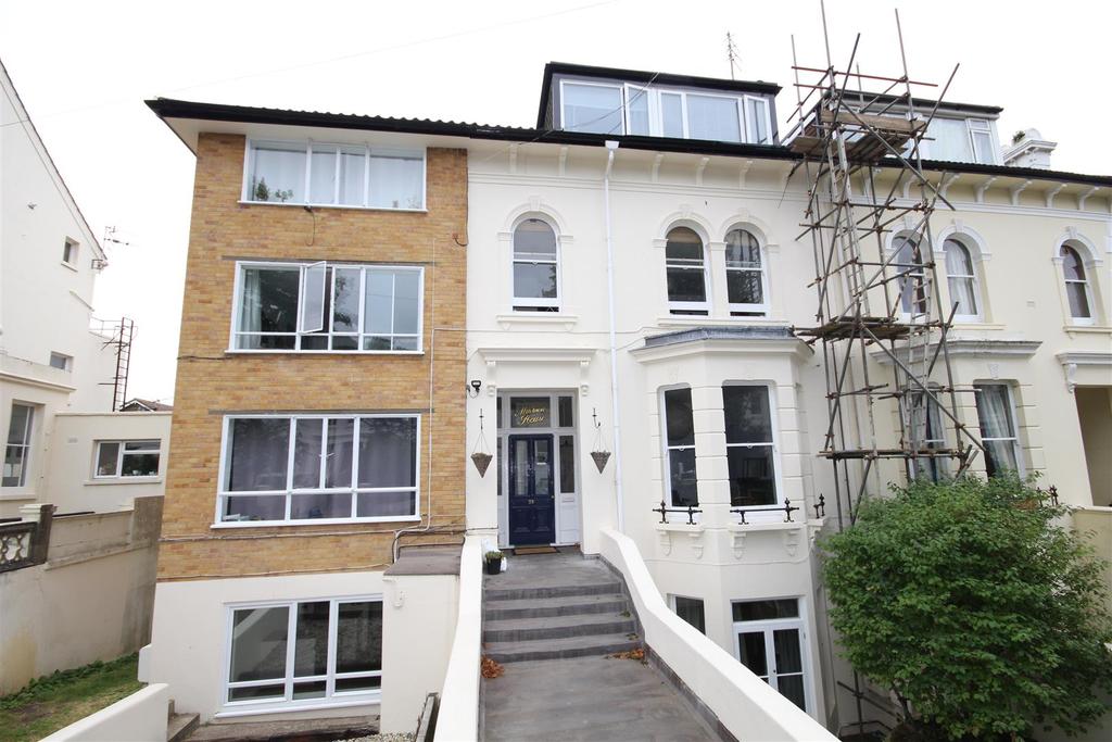 Clermont Terrace, Brighton Studio £169,950