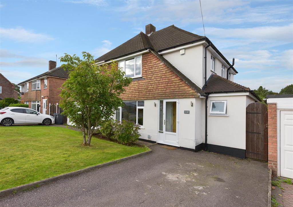 Dower Road, Four Oaks, Sutton Coldfield 3 bed semidetached house £425,000