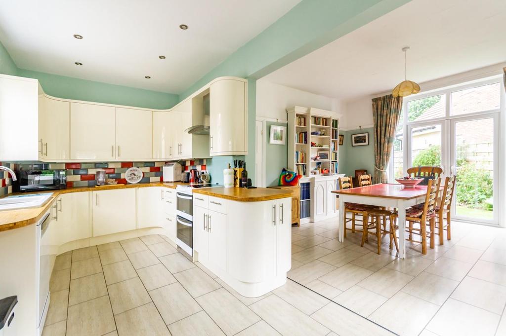 Muncastergate, York 3 bed detached house £525,000