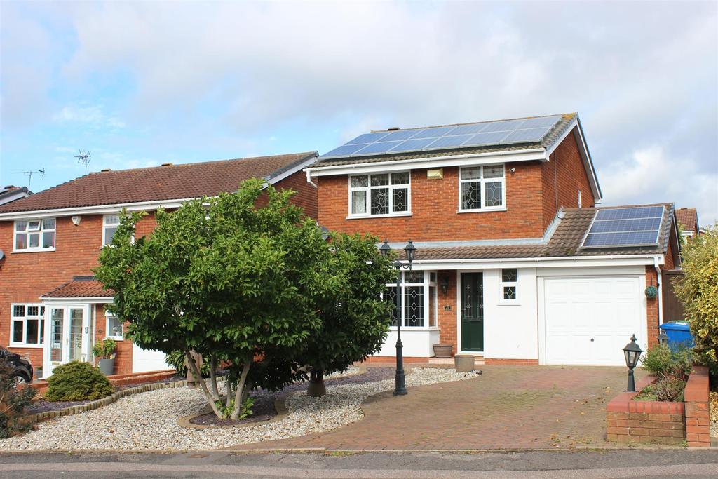 Blackwood Road, Dosthill, Tamworth 3 bed detached house £375,000