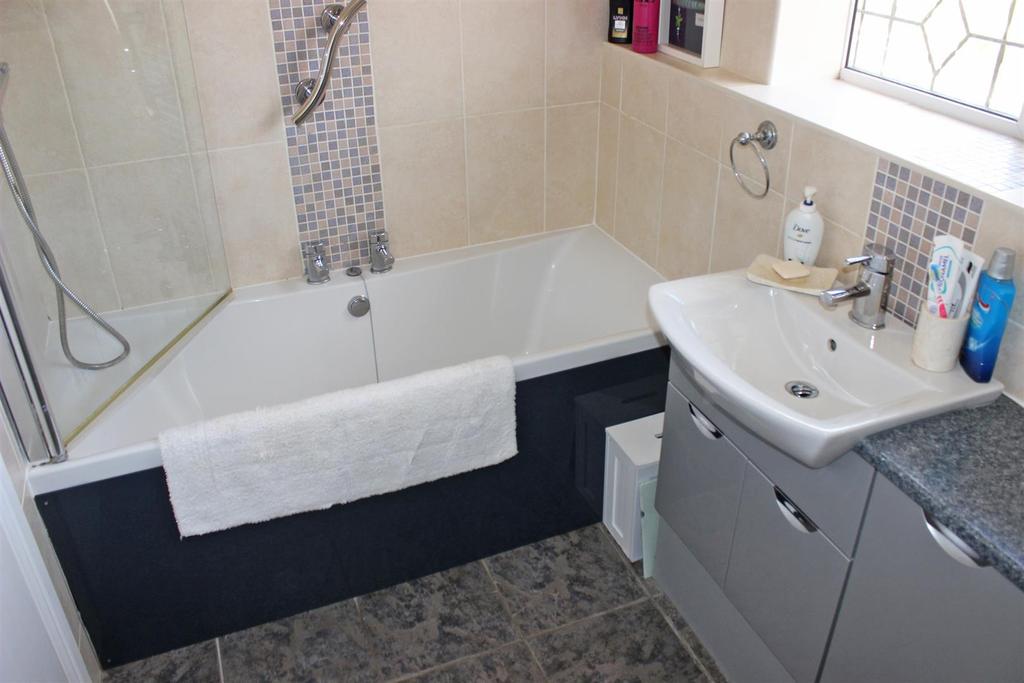 Family bathroom