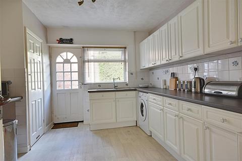 21 Broad View, Bexhill-on-sea, TN39 4HN