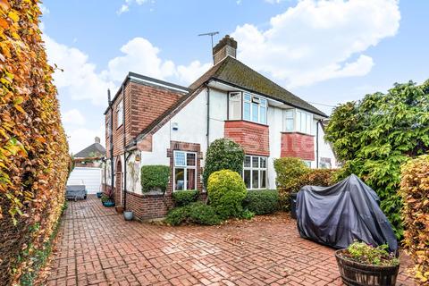 14 Westfield Road, London, NW7 3BL