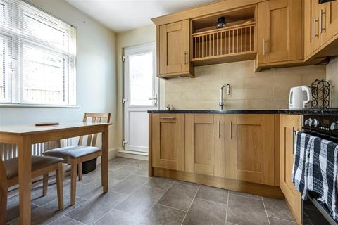 71 Pine Gardens, Surbiton, KT5 8LL