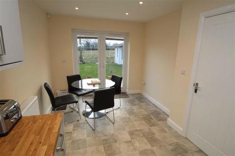 12 Garside Close, Hengoed, Oswestry, SY10 7FA