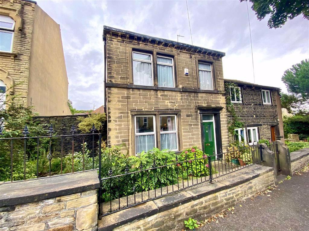 Beech Street, Paddock, Huddersfield, HD1 4 bed semidetached house £