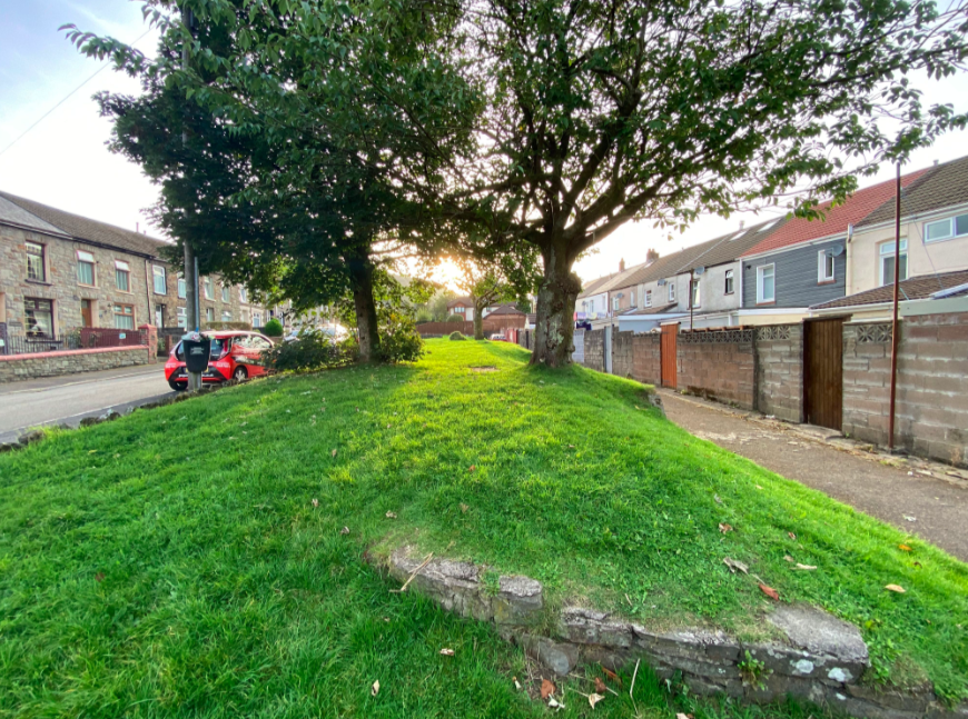 Dinam Park Avenue Ton Pentre Pentre Land £20,000