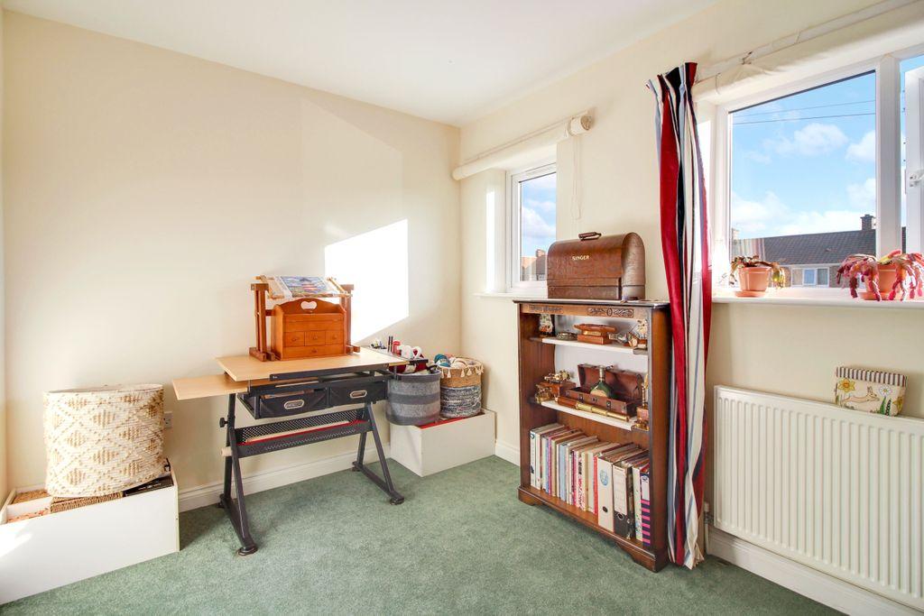Bedroom 2 (Double)