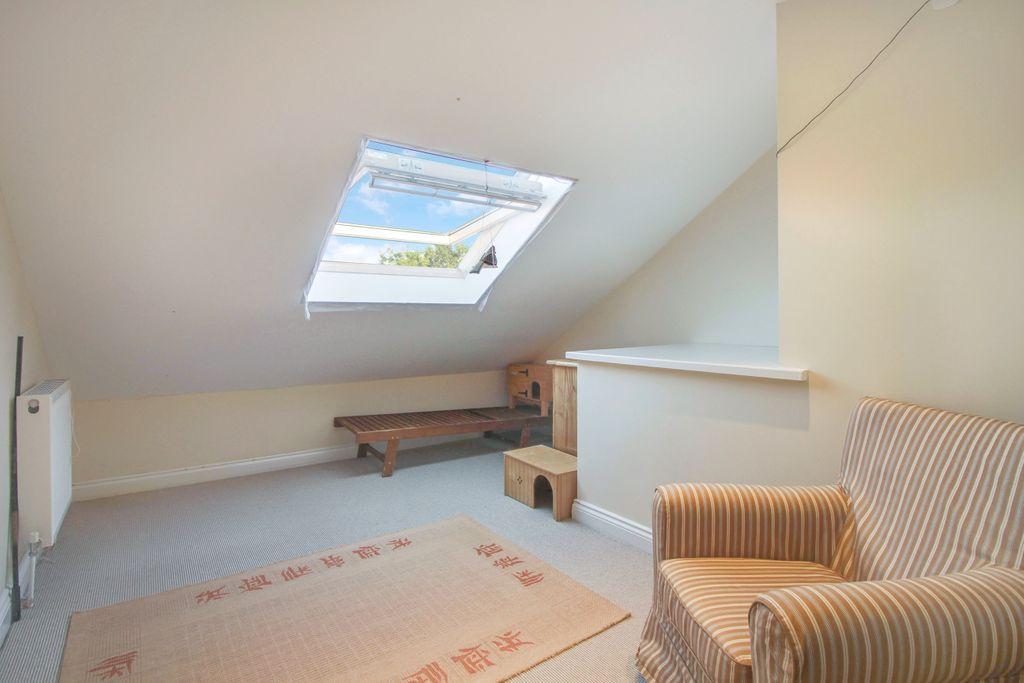 Bedroom 3 (Double)