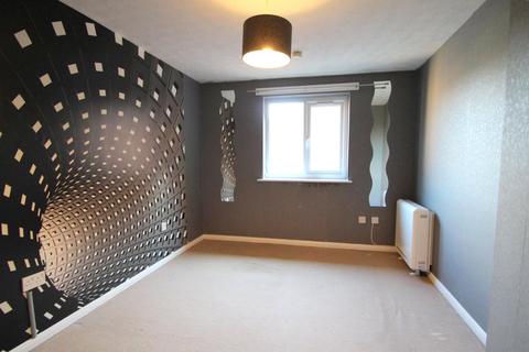 101 Latimer Drive, Hornchurch, RM12 6TN