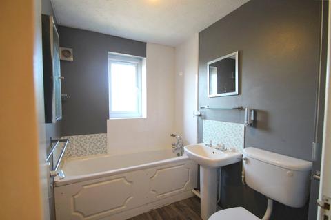 101 Latimer Drive, Hornchurch, RM12 6TN