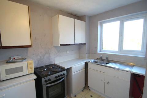101 Latimer Drive, Hornchurch, RM12 6TN