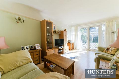 18 Portway, Epsom, KT17 1SU