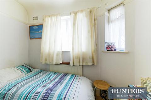 18 Portway, Epsom, KT17 1SU