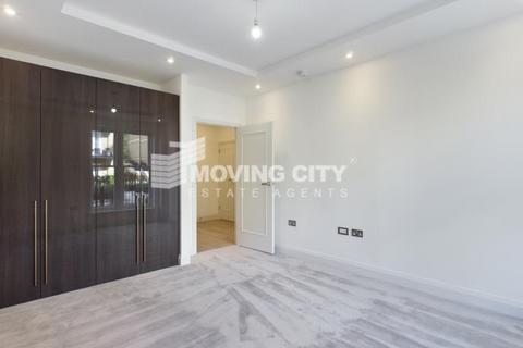 1 bedroom apartment to rent, Atkinson Close, London SW20