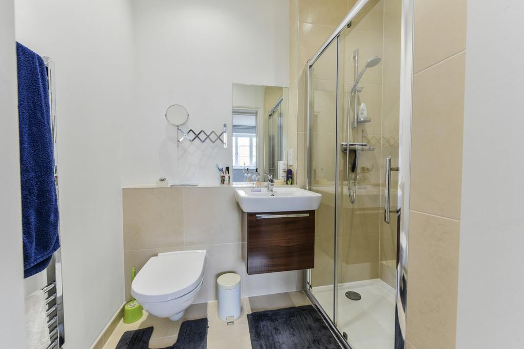 Ensuite Shower Room