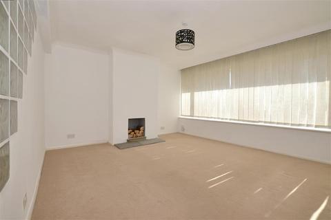 9 Weavers Way, Ashford, TN23 5DY