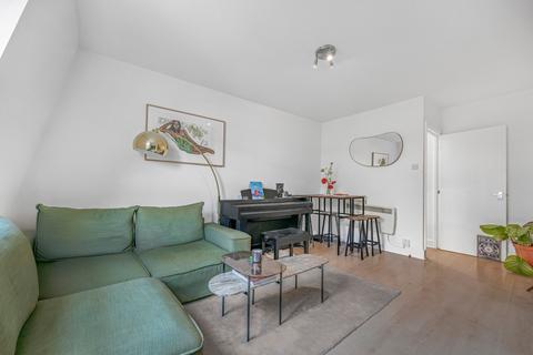 2 bedroom flat to rent, Boston Place, London