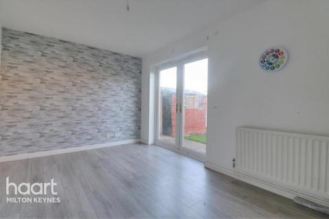 4 bedroom end of terrace house to rent, Breamore Court, Great Holm