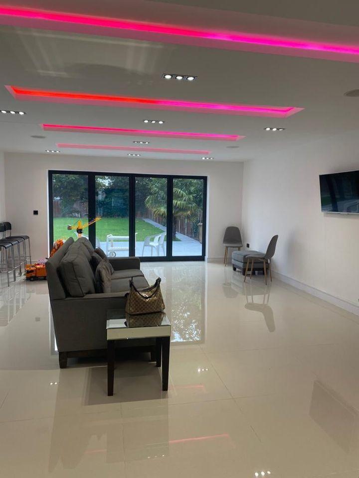 Field way, Rickmansworth WD3 5 bed house £3,000 pcm (£692 pw)