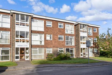 2 bedroom ground floor flat for sale - Winton Road, Petersfield, Hampshire