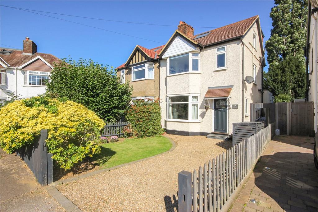 Willow Crescent, St. Albans 4 bed semidetached house £800,000